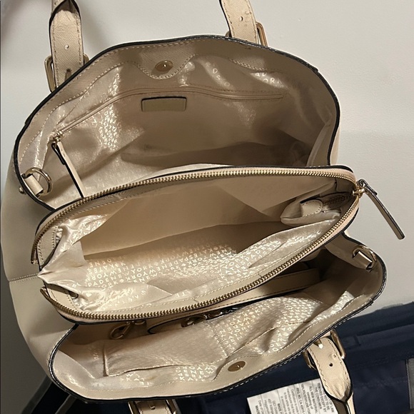 Kate Spade Bag - Picture 7 of 9